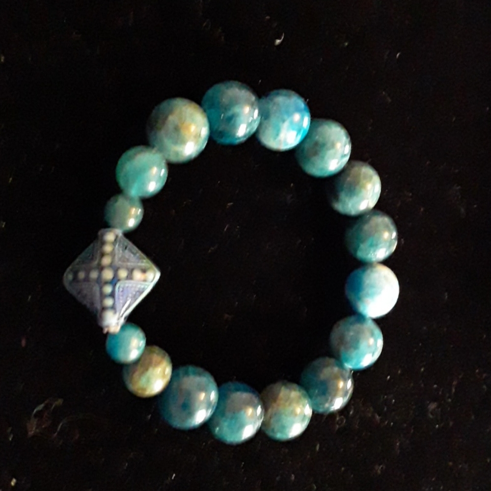Bracelet - Picture 2 of 2